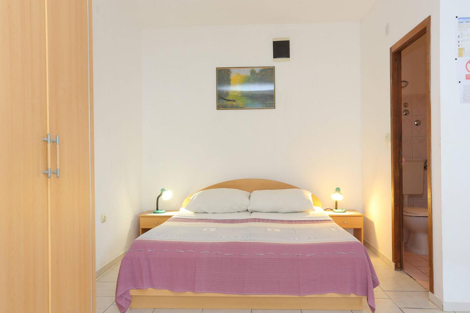 Family Friendly Apartments With A Swimming Pool Businci, Ciovo - 11232 Trogir Habitación foto