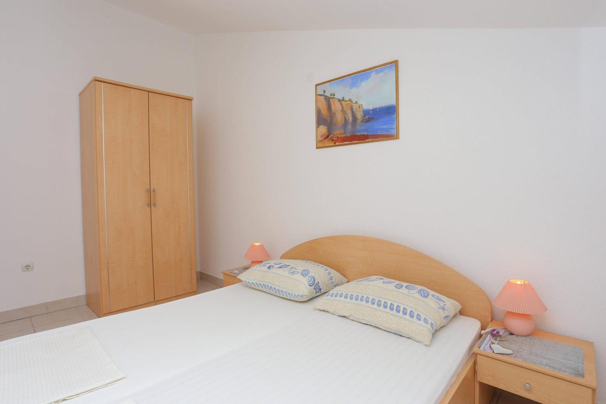 Family Friendly Apartments With A Swimming Pool Businci, Ciovo - 11232 Trogir Habitación foto
