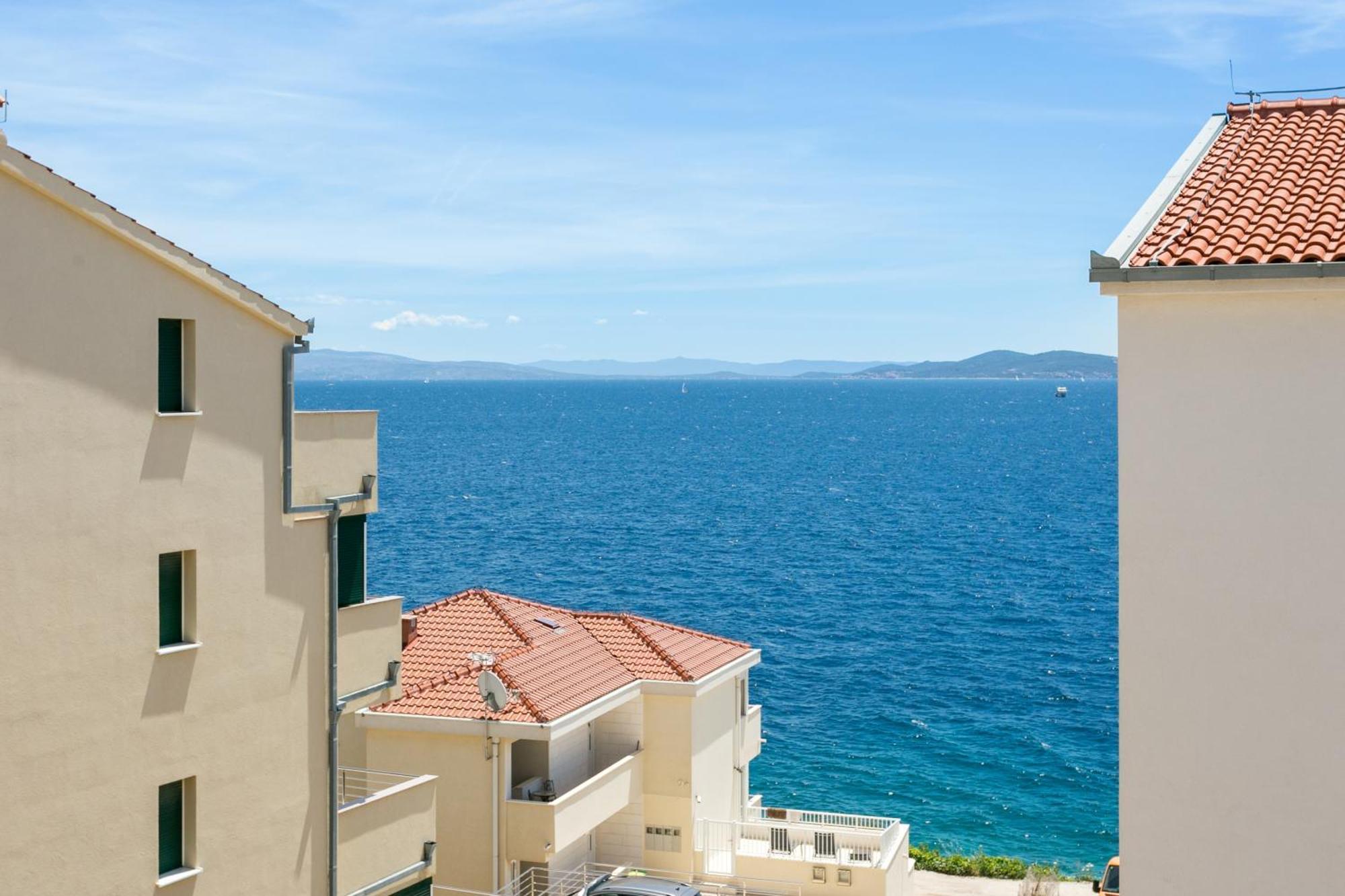 Family Friendly Apartments With A Swimming Pool Businci, Ciovo - 11232 Trogir Exterior foto